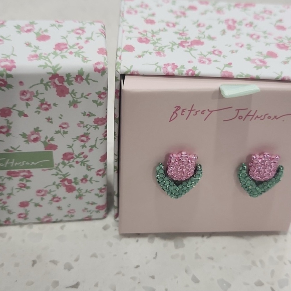 🌷 BETSEY JOHNSON HOP TO IT Tulip pendant statement necklace$Tulip Stud Earrings - Picture 8 of 11